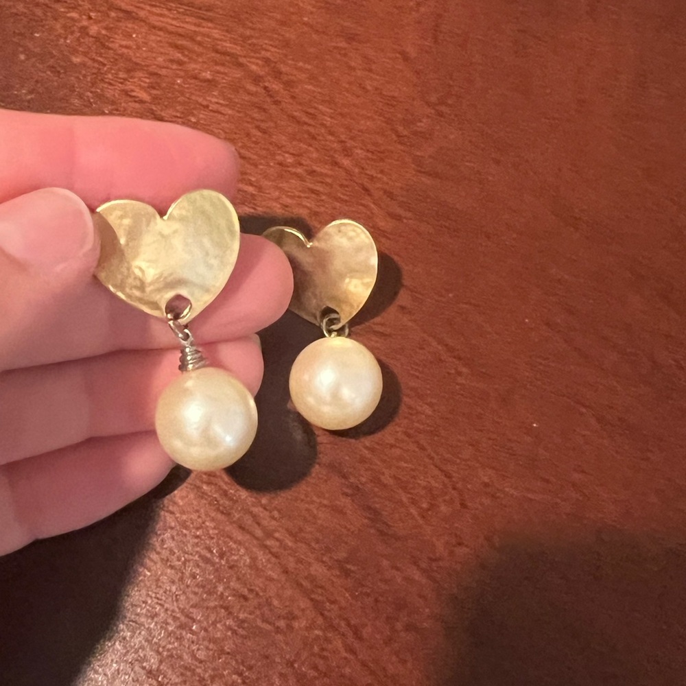 Gold Heart Pearl Fashion Earrings